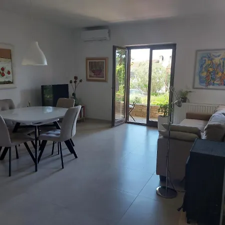 Irena-pula Marina * Pula