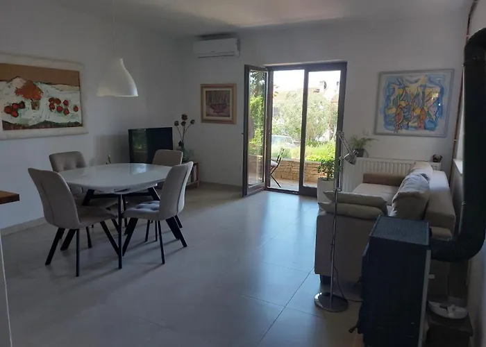 Irena-pula Marina * Pula